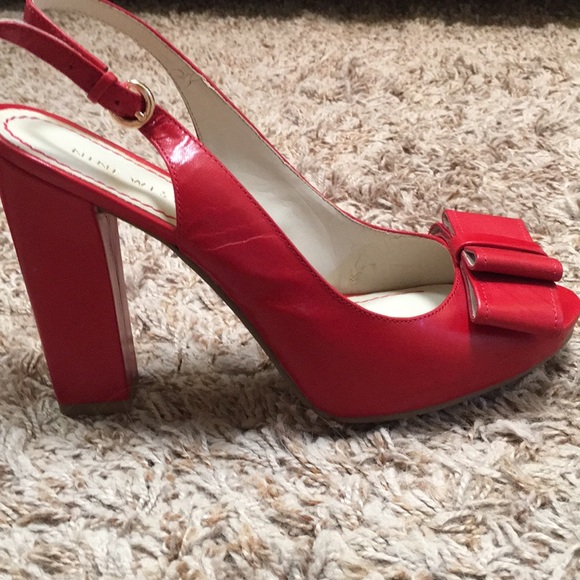 Nine West red heels. - Picture 2 of 4